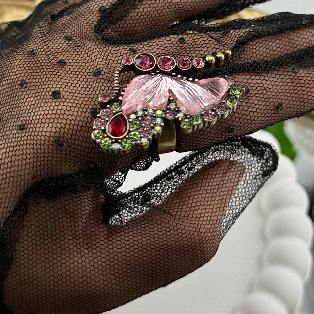 Vintage Style Butterfly Statement Ring ✨🦋 - Picture 8 of 9